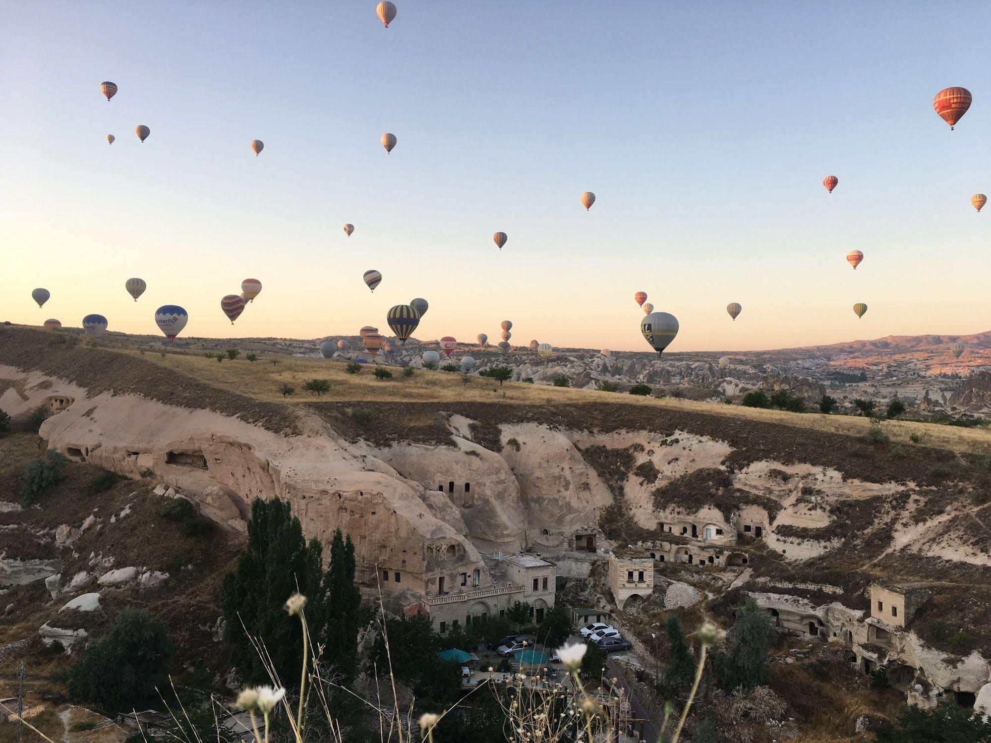 The Village Cave Hotel Goreme Exterior foto